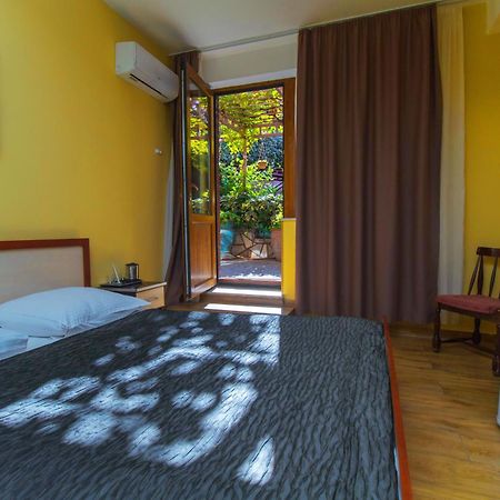 Irmeni Hotel Tbilisi Exterior foto
