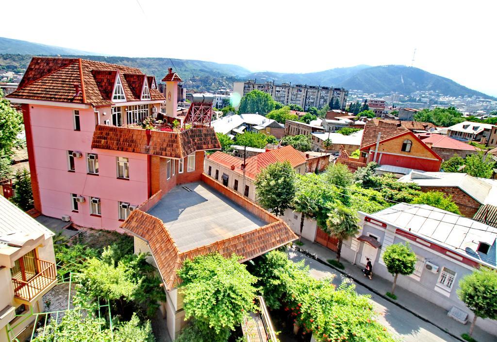 Irmeni Hotel Tbilisi Exterior foto