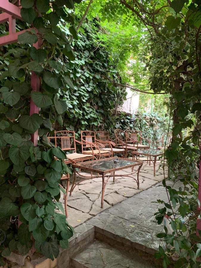 Irmeni Hotel Tbilisi Exterior foto