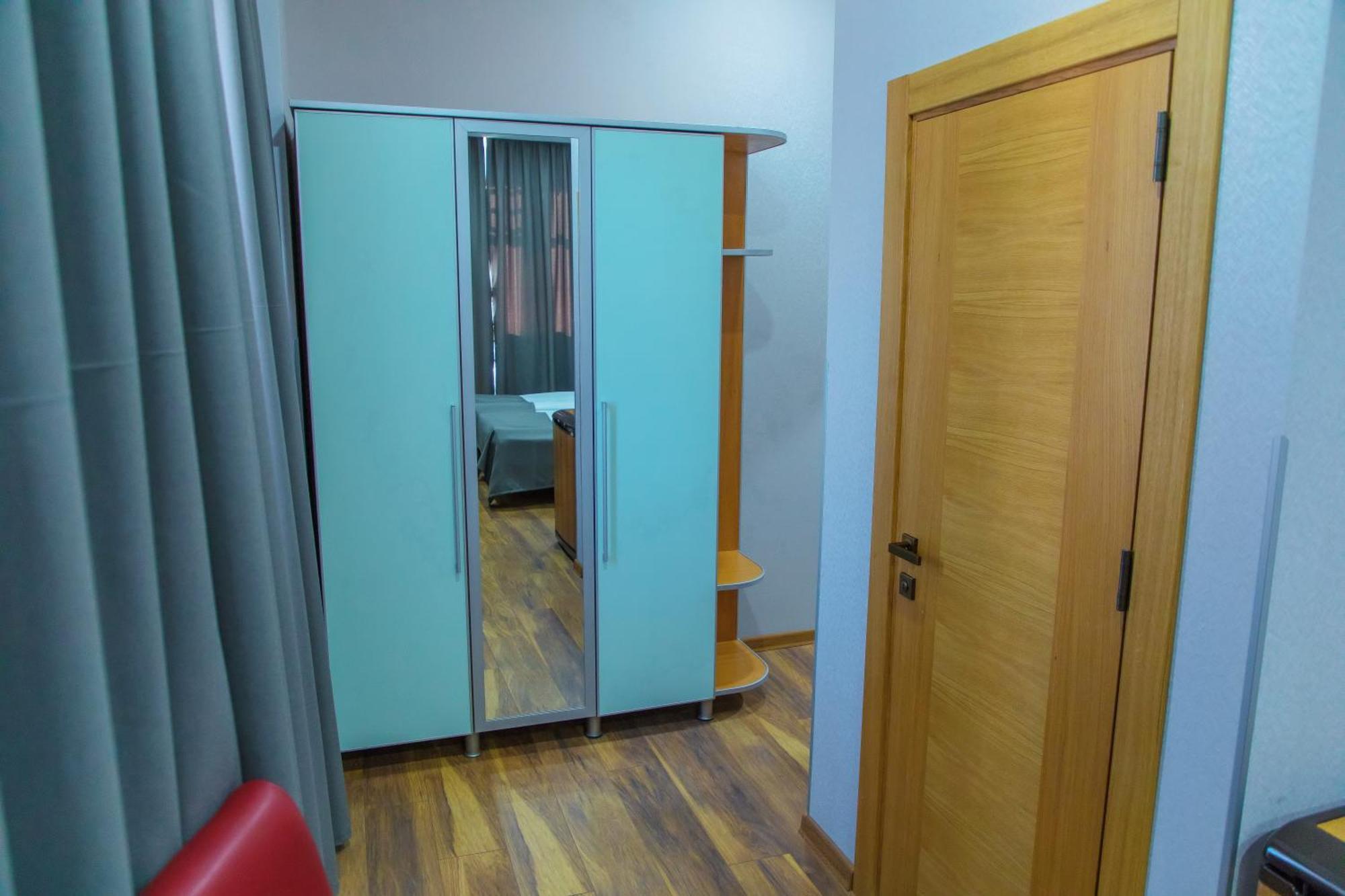 Irmeni Hotel Tbilisi Exterior foto
