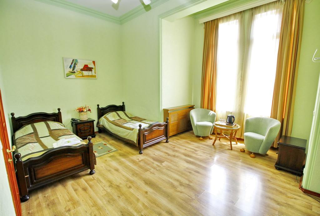 Irmeni Hotel Tbilisi Exterior foto