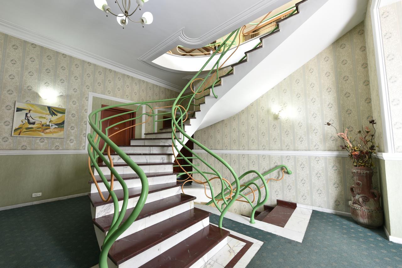 Irmeni Hotel Tbilisi Exterior foto