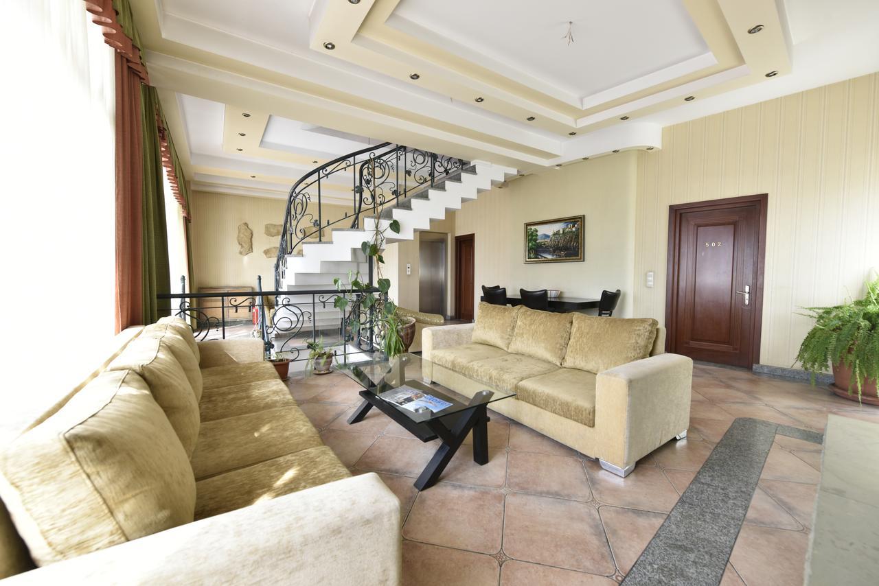 Irmeni Hotel Tbilisi Exterior foto
