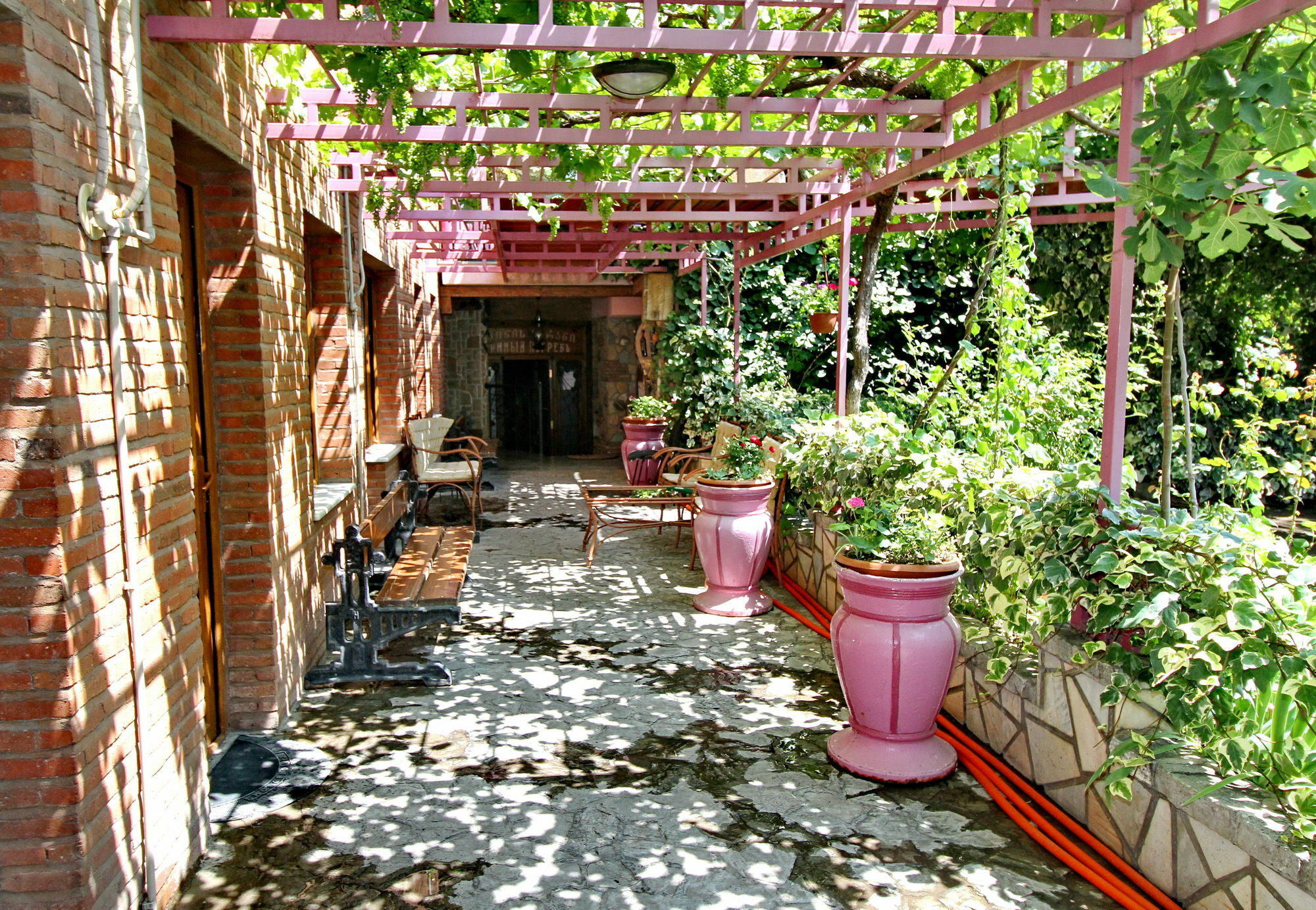Irmeni Hotel Tbilisi Exterior foto